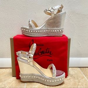 CHRISTIAN LOUBOUTIN Silver Pyraclou Studded Wedges